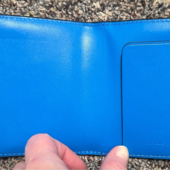 Coach small wallet - Picture 2 of 3